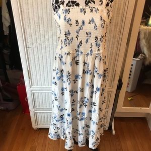 WHITE FLORAL TORRID DRESS SIZE 2X NWT